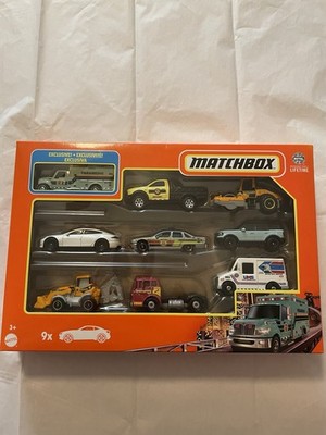 Matchbox 2024 9-Pack with Exclusive National Parks International Ambulance