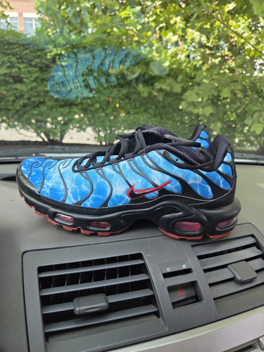 Nike Air Max Plus TN Tuned Shark Attack Baltic Blue Black HQ3824