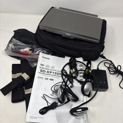 Toshiba SD-KP19 Portable DVD Player w/ Case, Cords Headphones Remote Tested