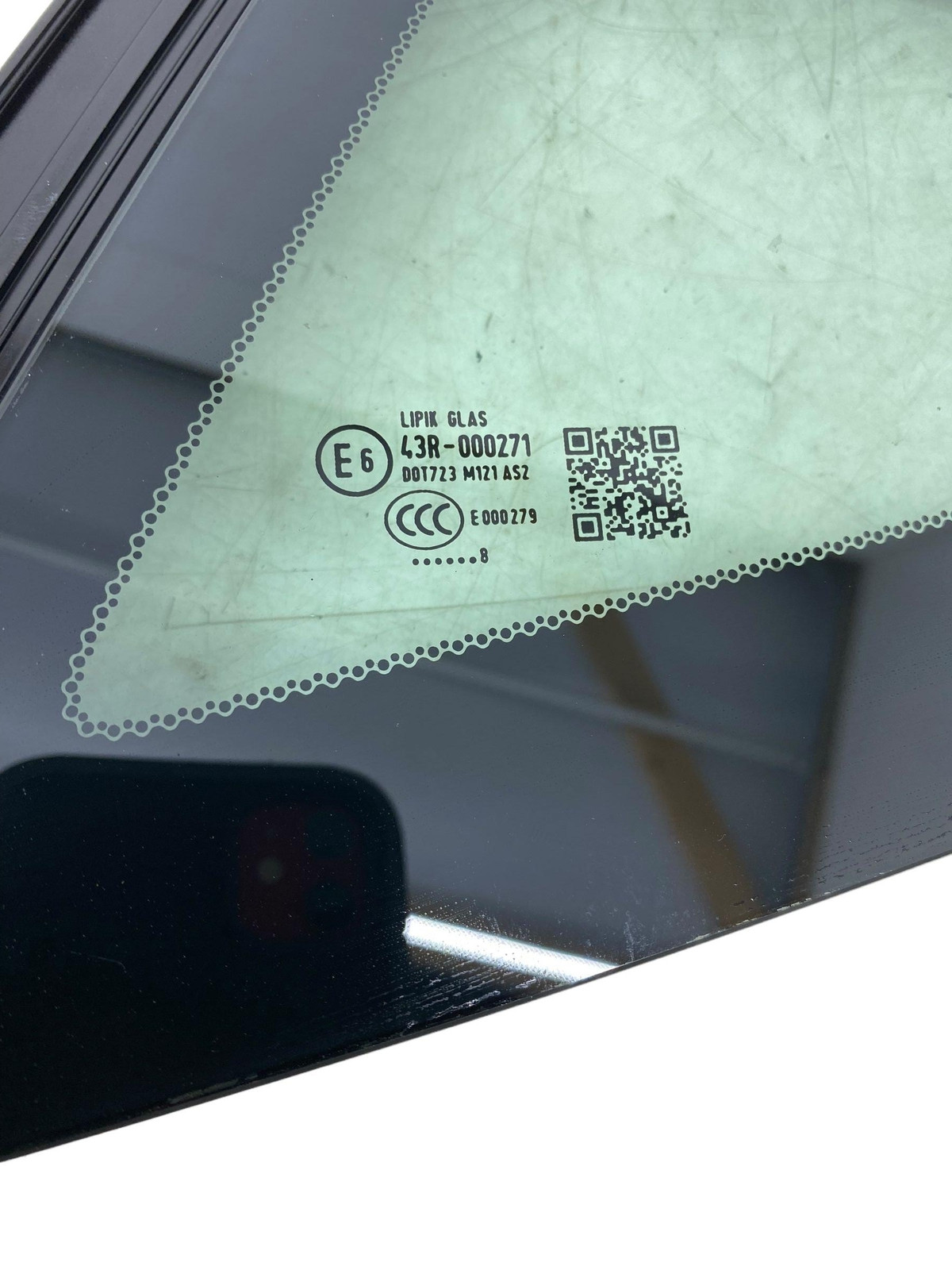2018 - 2021 ASTON MARTIN VANTAGE OEM LEFT REAR QUARTER GLASS WINDOW PANEL