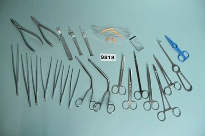 Chirurgisches Set Zangen Fadenschere Chirurgie OP Praxis Klinik #9818 - Bild 1 von 4