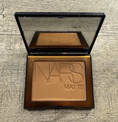 NARS Matte Bronzing Powder Bronzer Matte Pressed Powder Samoa 0.28 oz/8g