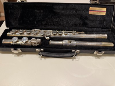 Gemeinhardt Artisan AFL-210 PRE-OWNED FLUTE IN BLACK CARRY CASE