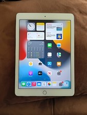 Apple iPad Air 2nd Gen 9.7" A1566 MGKL2LL/A 64GB Wi-Fi Space Gray