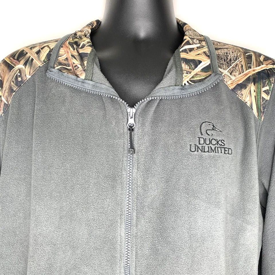 Ducks Unlimited Fleece Jacket Men's Large Gray & Camouflage Full Zip - Image 2 of 4