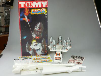 TOMY LASER 1978 shoot out in space Ray Gun 9215 + Box PSch 126743