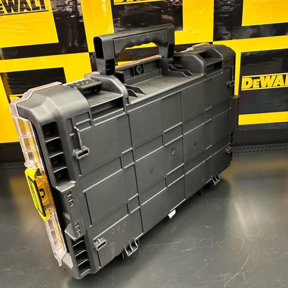 Dewalt DWST83394-1 Tough System 2.0 Organizer Stacking Latch From