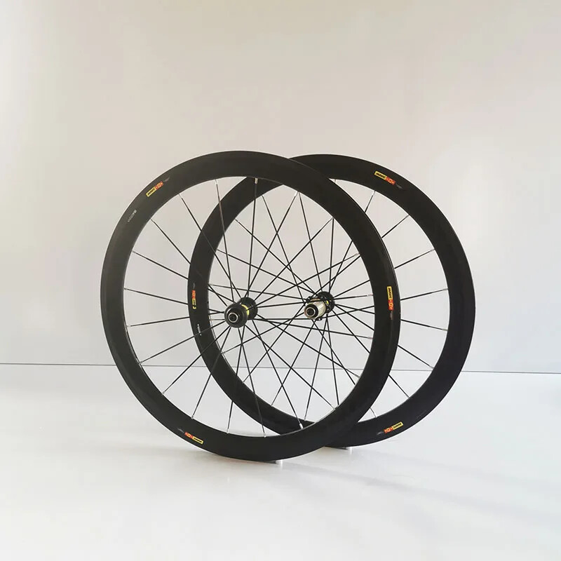 700C Cosmic Elite Road Bicycle Wheelset V Brake Clincher 50m