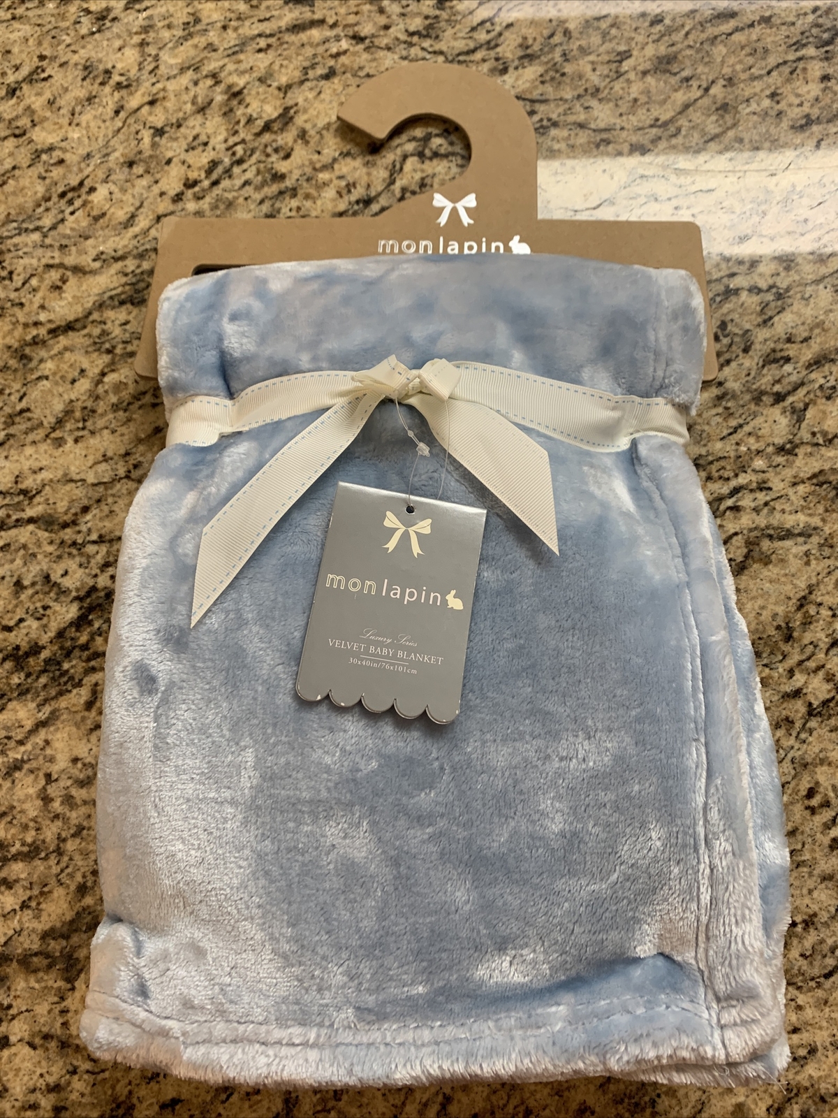 mon lapin baby blanket