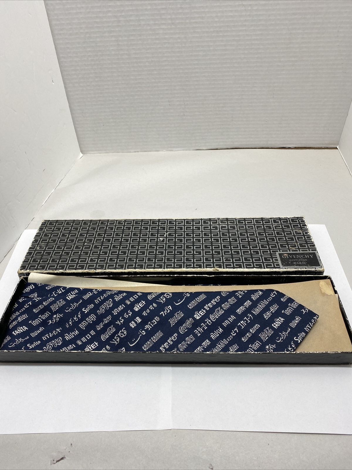 Coca Cola Givenchy Tie Rare Design: Silk and Polyester Rare Givenchy