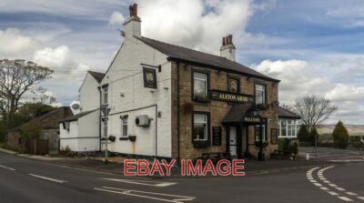 FOTO DAS ALSTON ARMS WIRTSHAUS AM STRAND VON LONGRIDGE. 2015