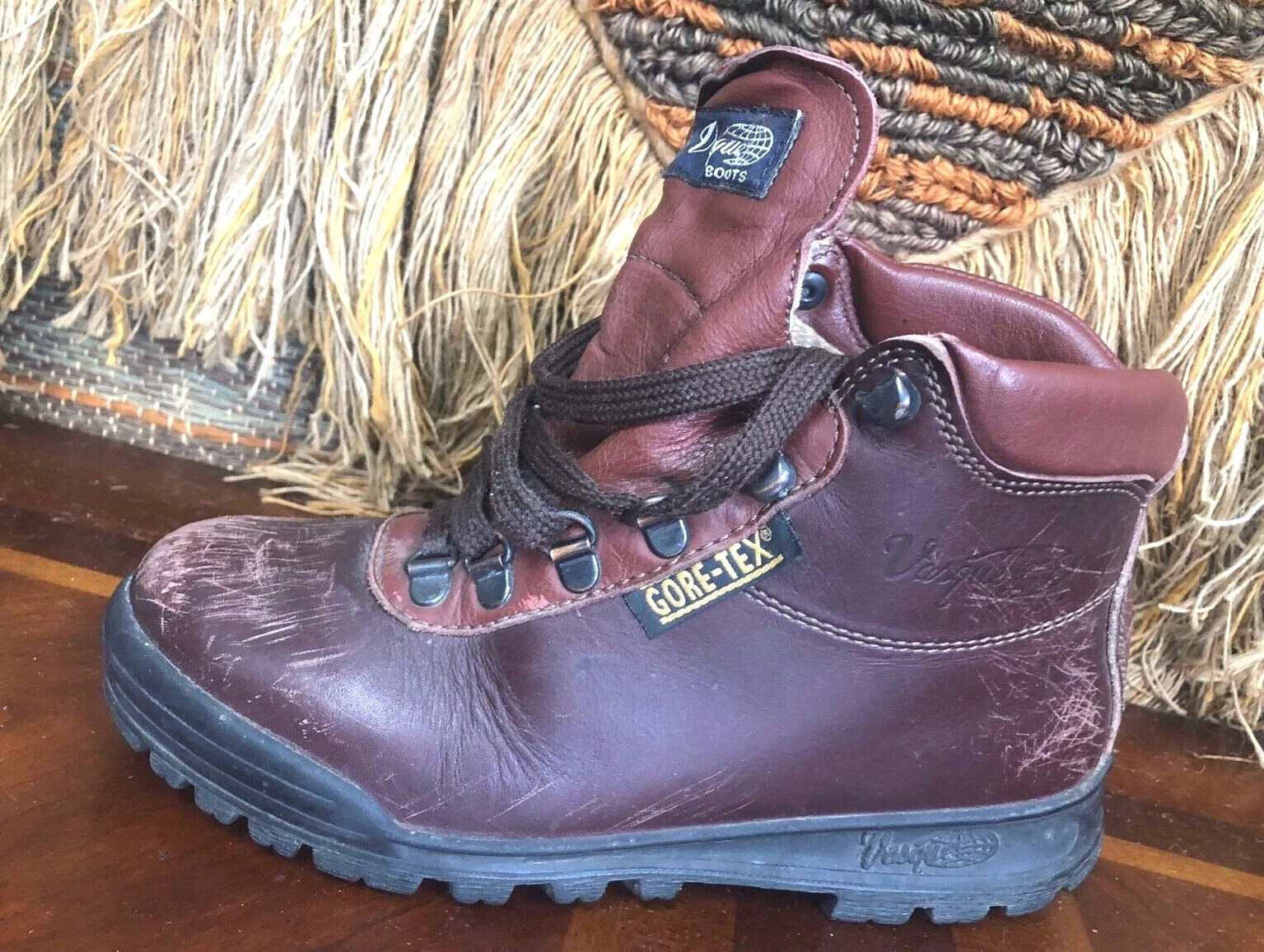 VASQUE Women's Hiking Waterproof Gore-Tex Boots Brown 7.5 M