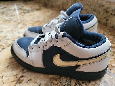 Air Jordan 1 Phat Low Youth 5 White/Midnight Navy-Metallic Air Jordan 1 Phat Low Youth 5 White/Midnight Navy-Metallic