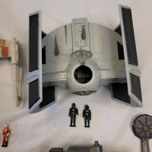 Imperial Flight Controller Darth Tie, Rebel X-Wing STAR WARS Action Fleet Works - Picture 6 of 12