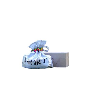 Tea fossilized stone broken silver gold does not change Menghai Pu'er tea