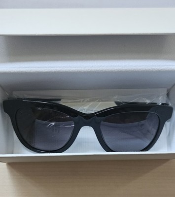 FURLA Damen Sonnenbrille Cat Eye schwarz, graue getönte Gläser, UV400 VFU 112