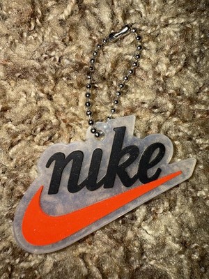 Nike Air Max 720 Streaks Neons Hang Tag