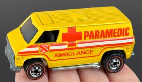 Vintage Hot Wheels Redline 1976 SPECTACULAR YELLOW Paramedic Super Van - NO RES!