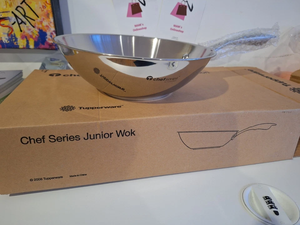 Tupperware Junior Wok Pfanne Edelstahl 2,3 Liter 24 cm NEU - Bild 1 von 1
