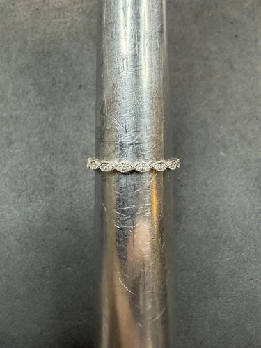 1.1g VTG Sterling Silver 925 CZ Eternity Ring Size 7.25 Jewelry Lot O