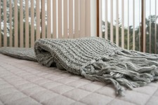 LUXURY WEAVE KNITTED BLANKET/THROW- SINGLE/DOUBLE SIZE- AMAZING QUALITY INCLUDES