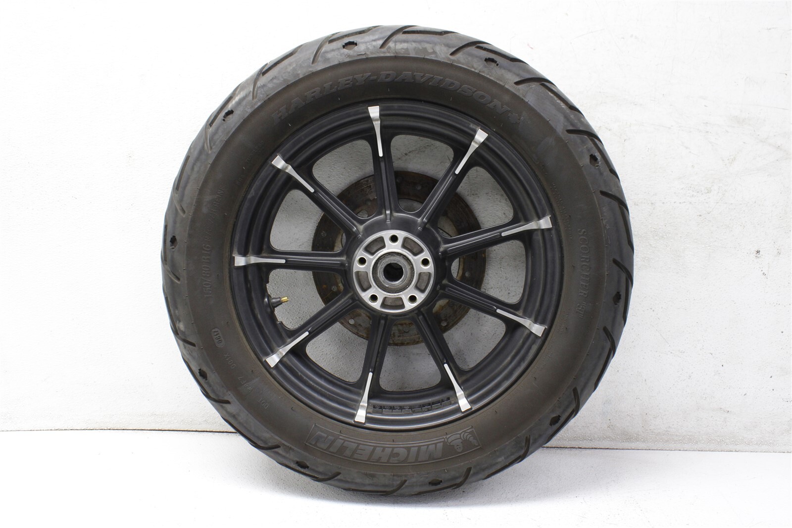 2018 Harley Iron 883 XL883 Rear Wheel with Tire 150/80 B16