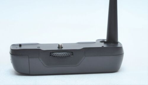 Nikon MB-17 Battery Power Pack for F65/N65/N65QD Film Cameras - Picture 2 of 2
