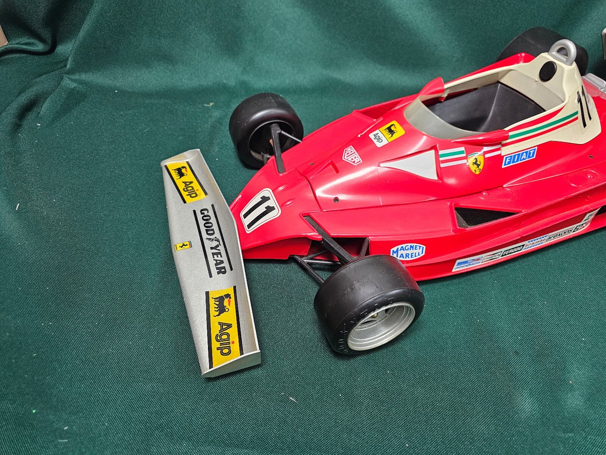 Toschi 1/6th Scale Model - 1977 FERRARI 312 T2 - F1 Champion