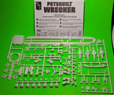 Peterbilt 359 Wrecker 1/25 Frame Chassis Axle Rear End Tow Truck Semi Tractor