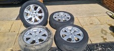 Genuine Land Rover Discovery 4 wheels and tyres - wheels in amazing condition