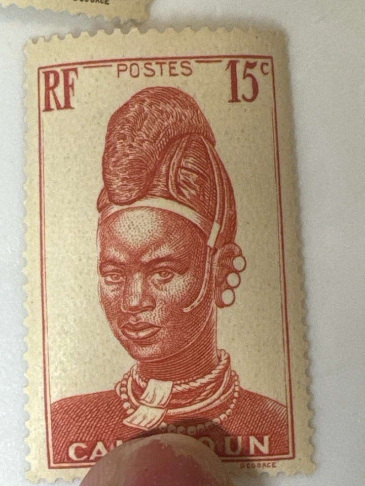 🇨🇲 Cameroun 1940s “Young Woman” Set MNH – Sharp Intaglio Beauty - Image 3 of 4