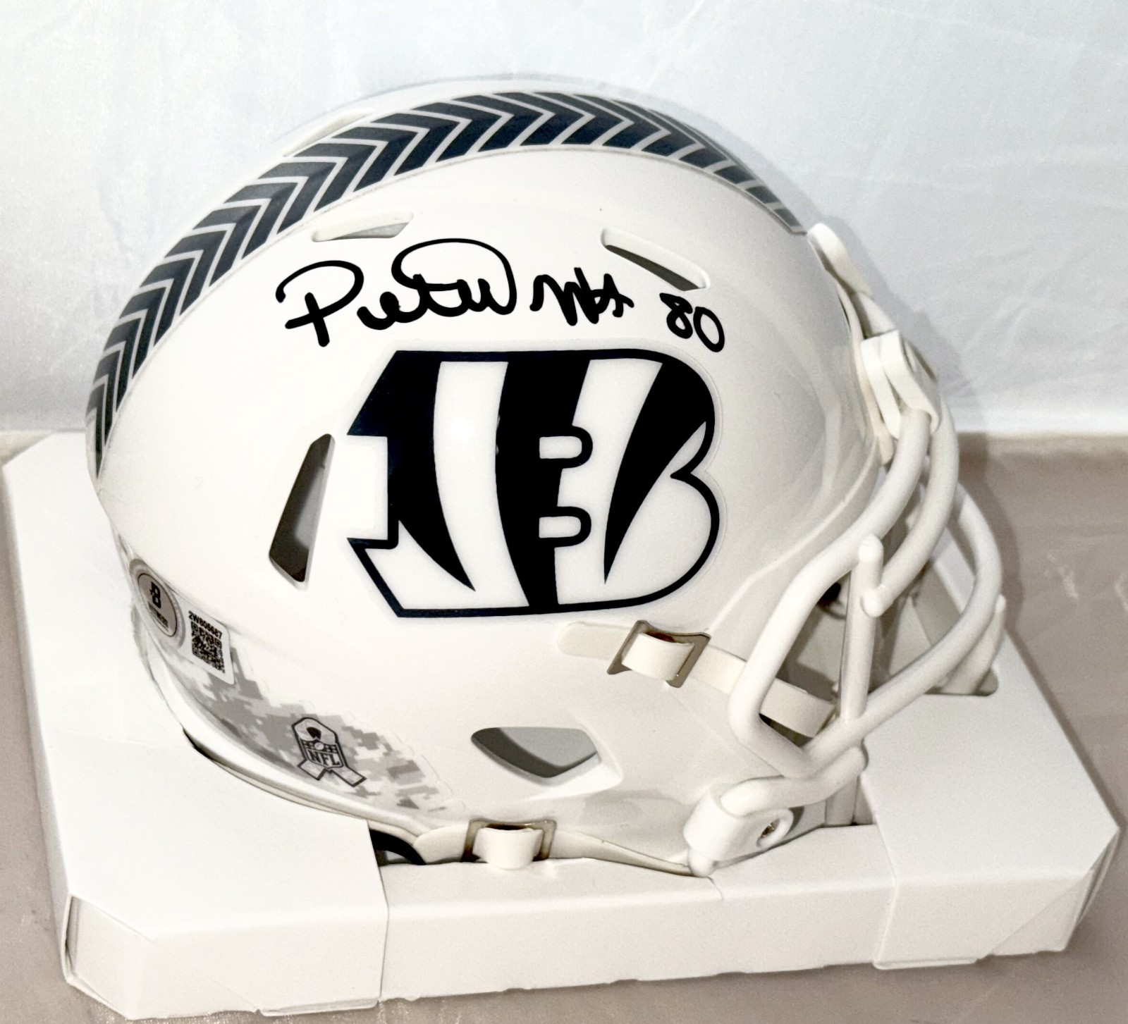 Peter Warrick Autographed Signed Cincinnati Bengals Salute To Service mini helmet Beckett 