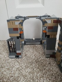 LEGO Star Wars 75005 Rancor Pit With Minifigures (No Rancor) And Instructions 