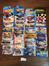 Hotwheels Mixed Lot Of 32 Cars Vintage Y2K/90's And Modern NIP Lot 15