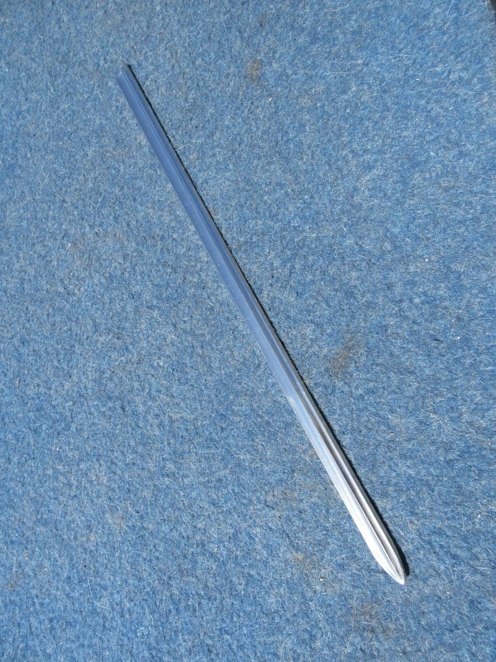 1962 Buick Invicta RIGHT FRONT FENDER MOLDING Wildcat - Image 3 of 4