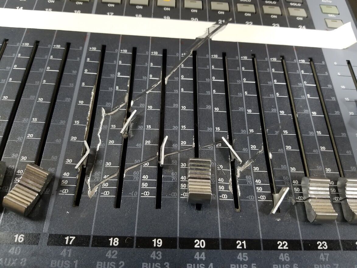Yamaha '02R96 v2 Digital Mixer | eBay Yamaha '02R96 v2 Digital Mixer | eBay