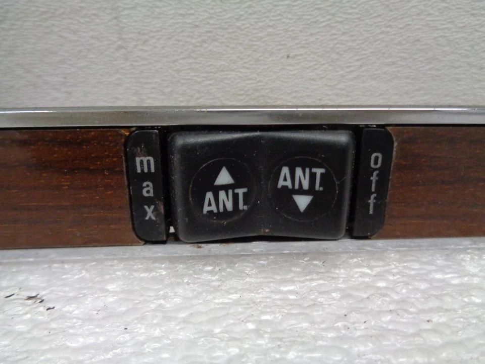 Tablero de madera de burlwood 73-80 Mercedes 450SL R107 con interruptores 1076892071 OEM AK250662 Foto 4 de 4