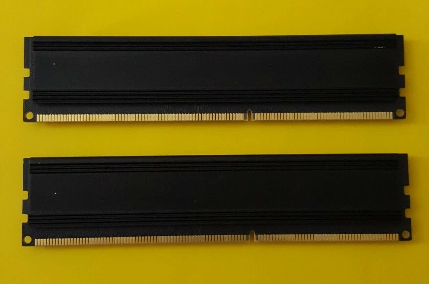 New DATARAM 8GB 2x4GB 1Rx8 PC3-12800U-11-12-A1 DTM64435 Desktop Memory DDR3 RAM  - Image 3 of 3