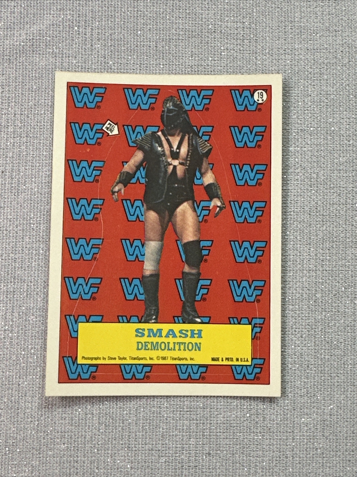 1987 Topps Sticker Smash Demolition-Wrestling Card WWF Titan Sports #19