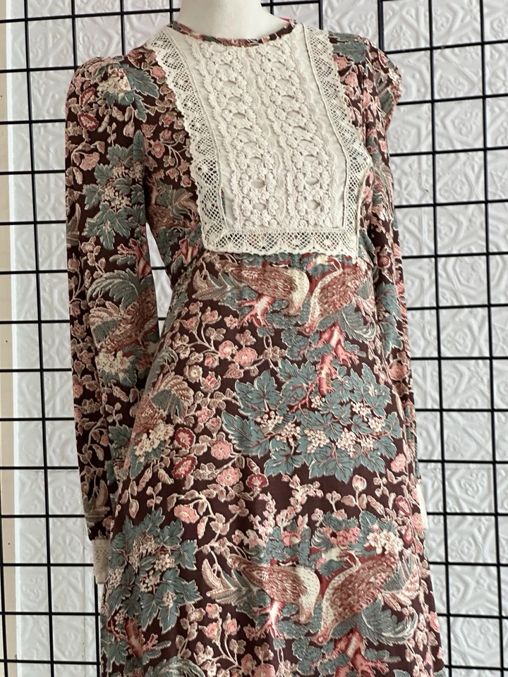 Vintage Black Label Gunne Sax-Indian Cotton Bird Print-1960s Bohemian Gown-Small - Image 2 of 4