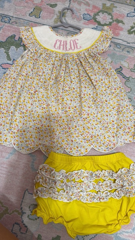 Busy Bee Smocks 3-4T Girls Chloe/ Chloe Grace smocked outfits