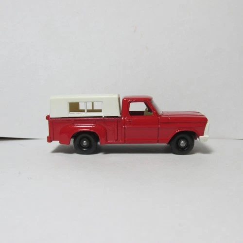 OLD DIECAST LESNEY MATCHBOX NO. 6 FORD PICK-UP TRUCK WITH AUTO STEER ENGLAND