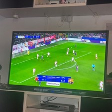 Samsung UE24N4300AEXXU 24" HD Smart TV - Black