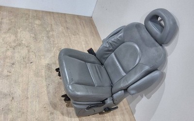 Chrysler Voyager 2004 Zweite Sitzreihe EAT5654
