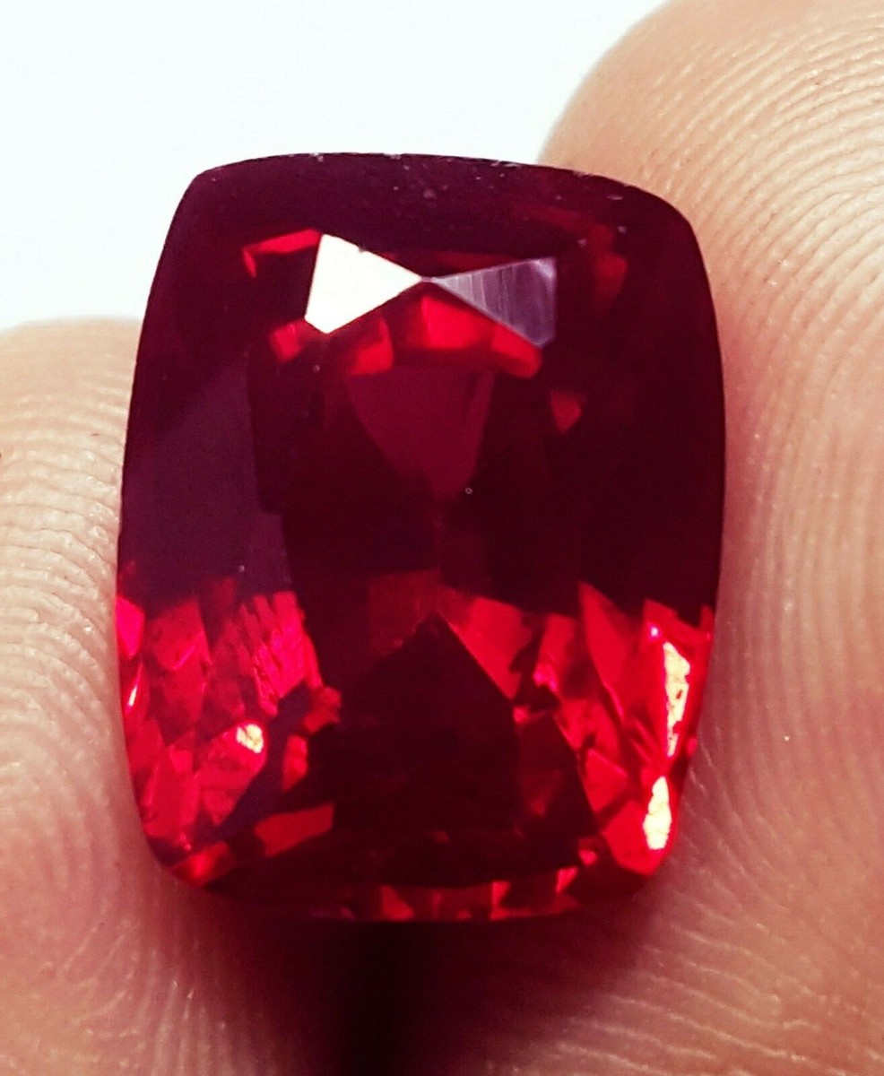Rubin EGL-zertifiziert Mogok Rot Glanz Kissenschliff 18,60 Kt