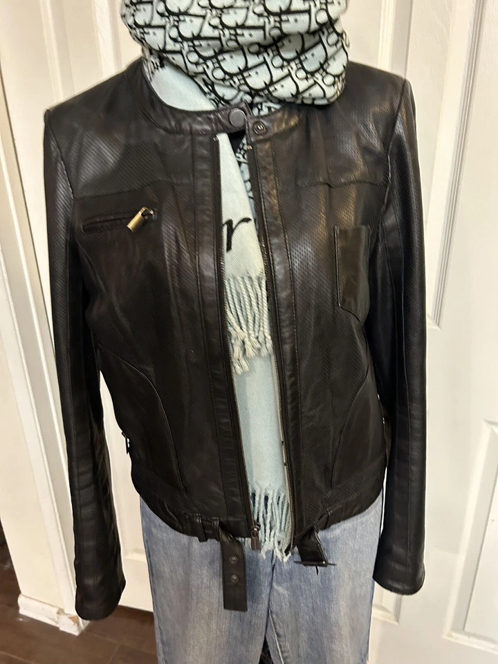 Mujer Tahari Chaqueta Moto Cuero Negro Genuino Grande Foto 2 de 4