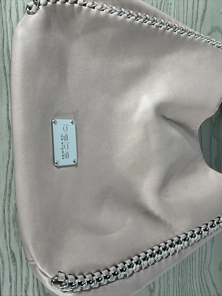 Bolsa satchel BeBe rosa RN#86017 couro sintético corrente prata - Imagem 4 de 4