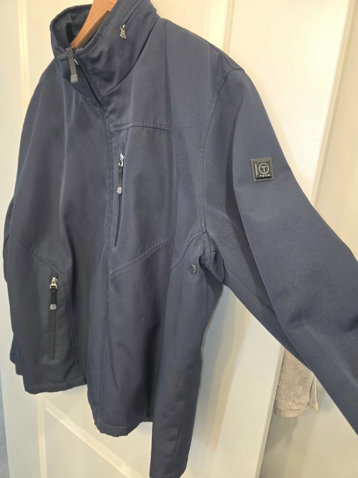 T-Tech by TUMI XXL Navy Blue Softshell Jacket Quilted Liner Packable Hood - Image 3 of 4