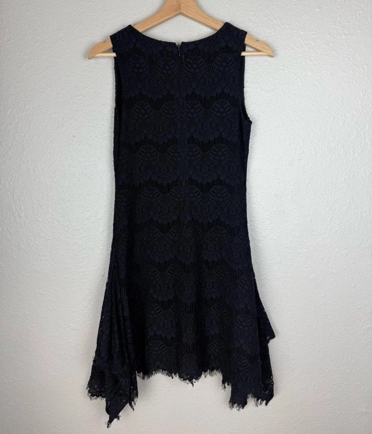 Vestido PATRIZIA PEPE Azul Marino Encaje Forrado Talla 40 EE. UU. 4 Italiano Contemporáneo Foto 2 de 4