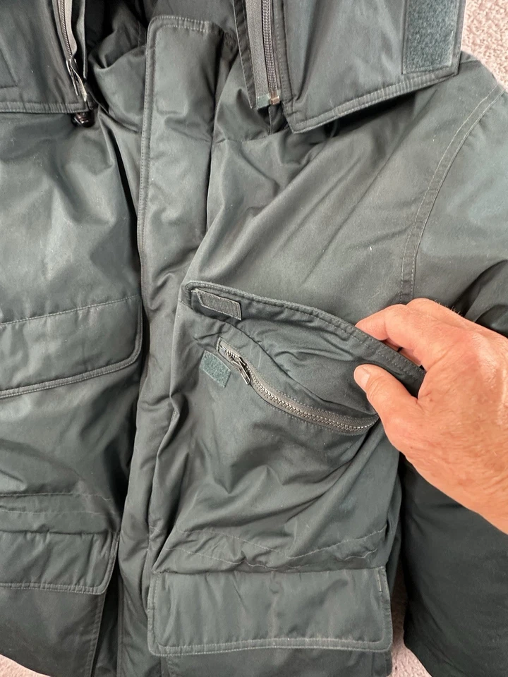 Chaqueta Parka Cabelas Premier Northern Plumón de Ganso Para Hombre 2XL Verde Con Capucha Cálida Foto 4 de 4